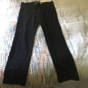 Never worn professional yoga pant large